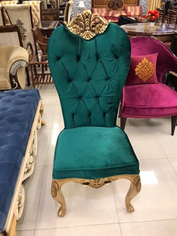 Royal Dining Table with Chairs