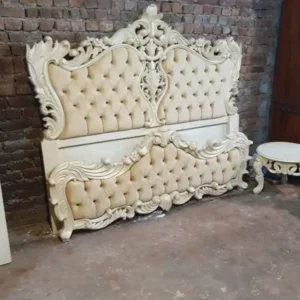 Sparkling-Wooden-Bed-Set-600x800