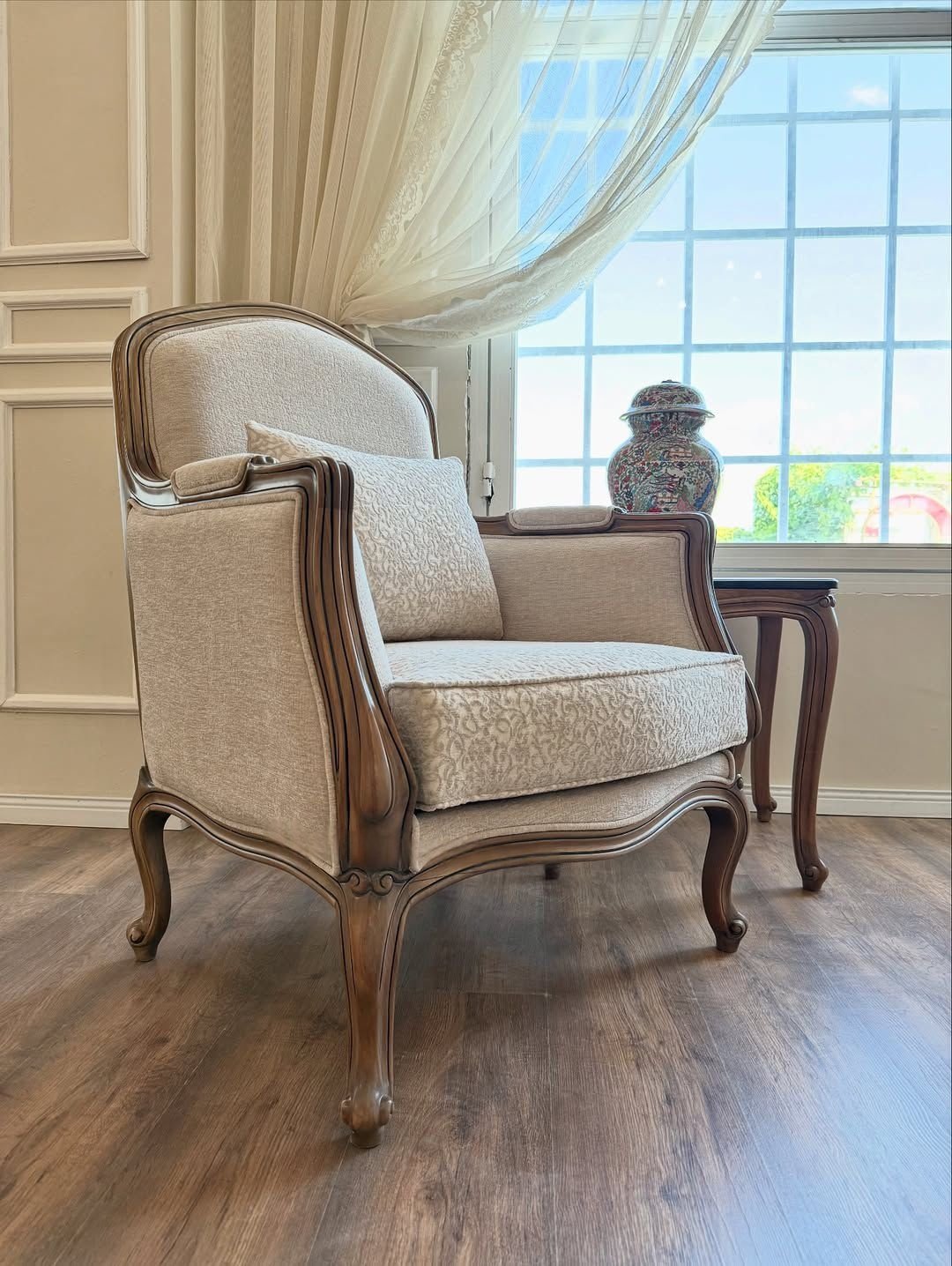 Spanish Modern Sofa Set Design