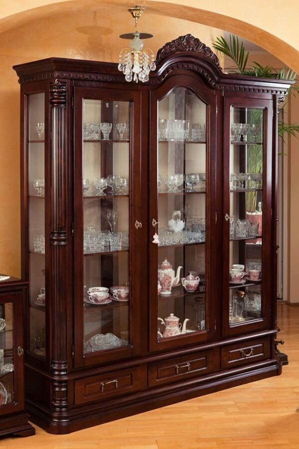 4 doors stylish cabinet