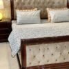 Opella style bed set