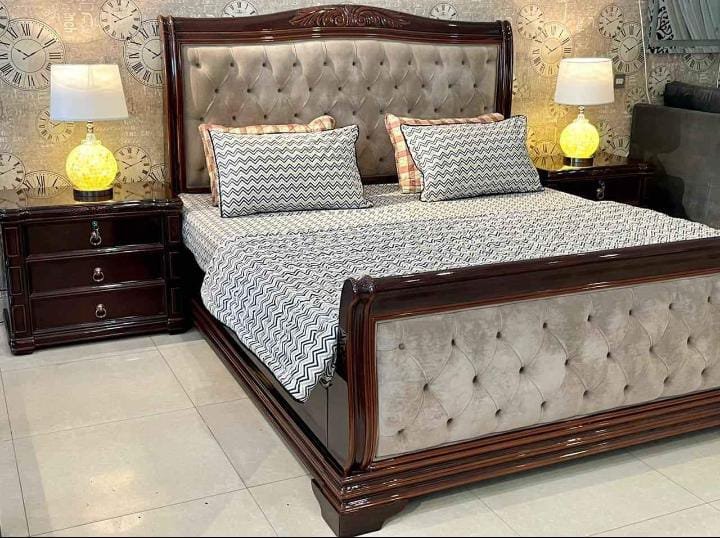 Wooden Bed Designs in Pakistan 2025
