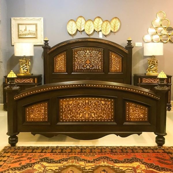 Unique Wooden Bed Set