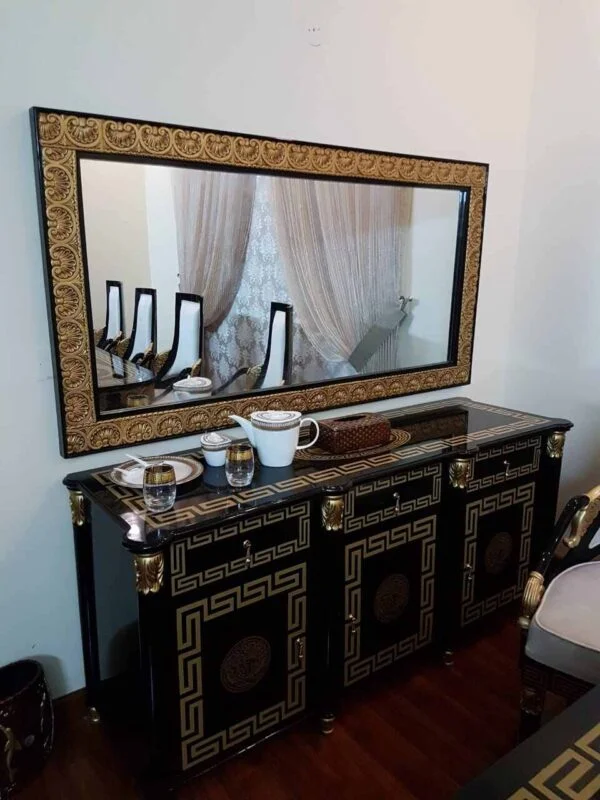 Luxury-Console-Table-with-Mirror-Frame-1-600x800