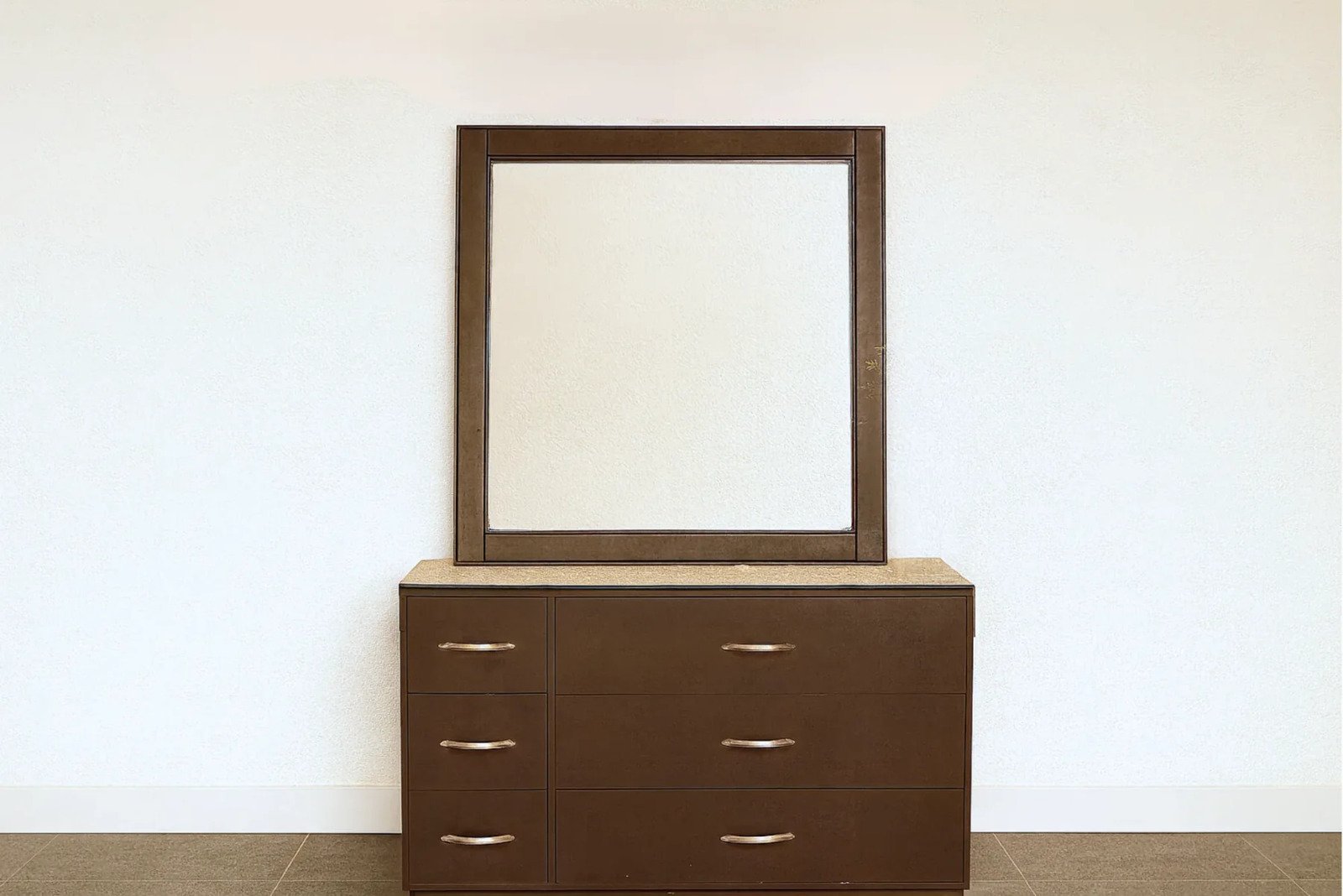 Premium Gold Jacquard Bedding Set - Image 3