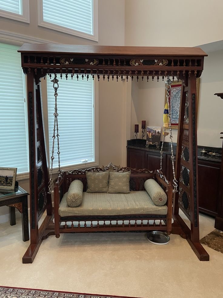 heavy-handcrafted-jhoola-sheesham-pakistan