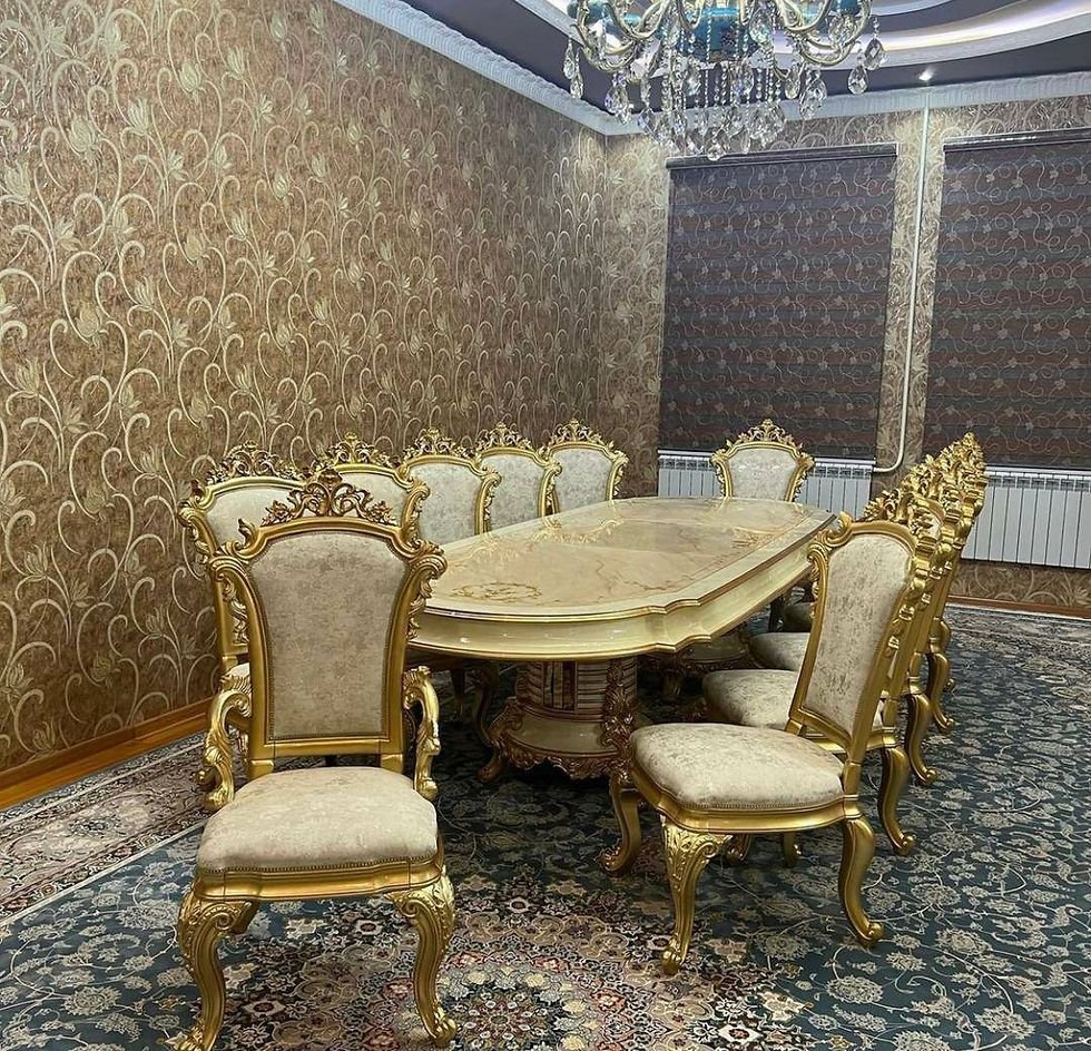 Luxury Palace Edition Dining Set
