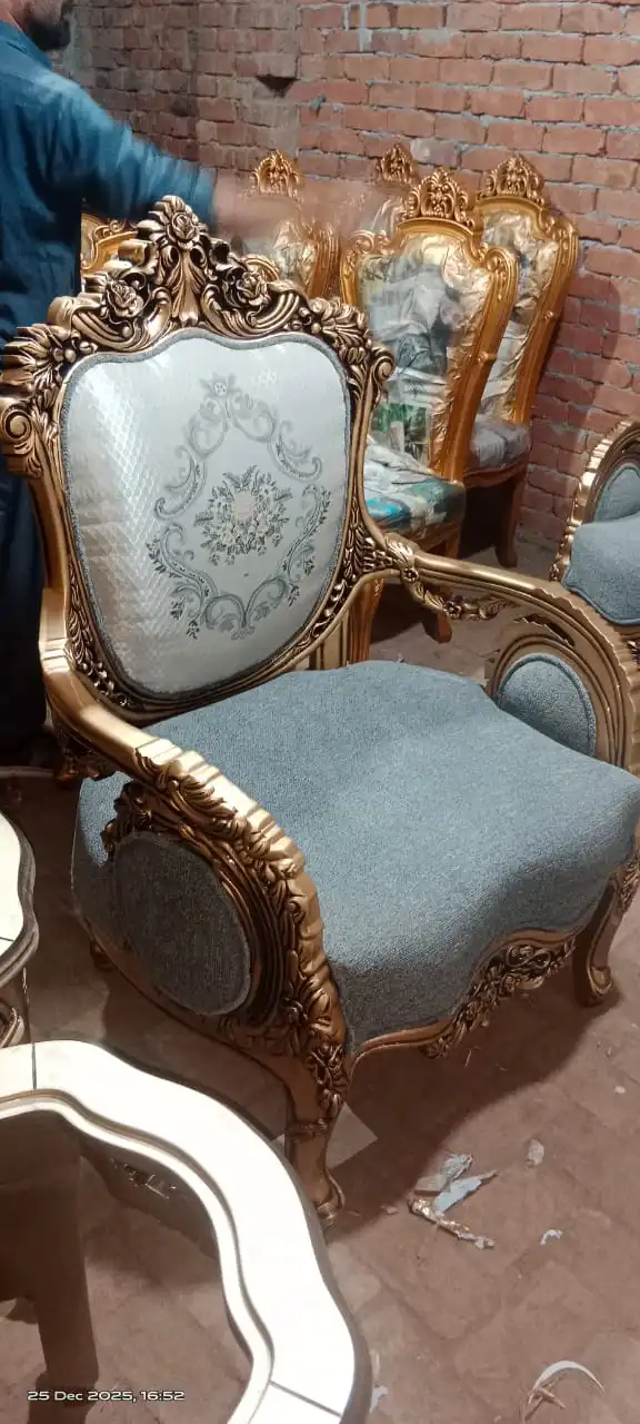 Regal Touch Bedroom set