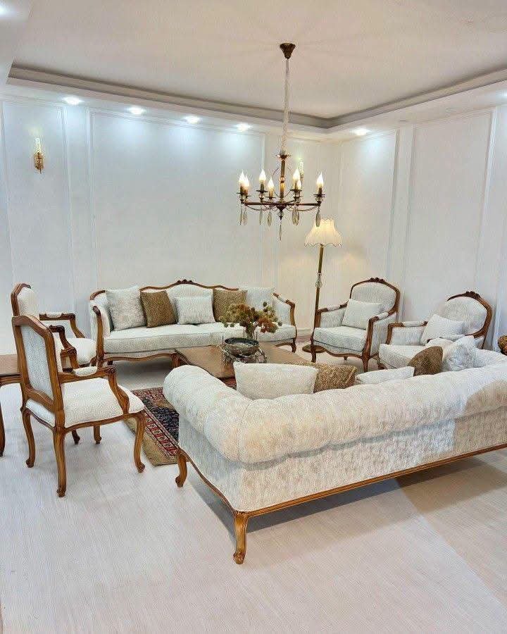 Classic Victorian Wooden Sofa Set
