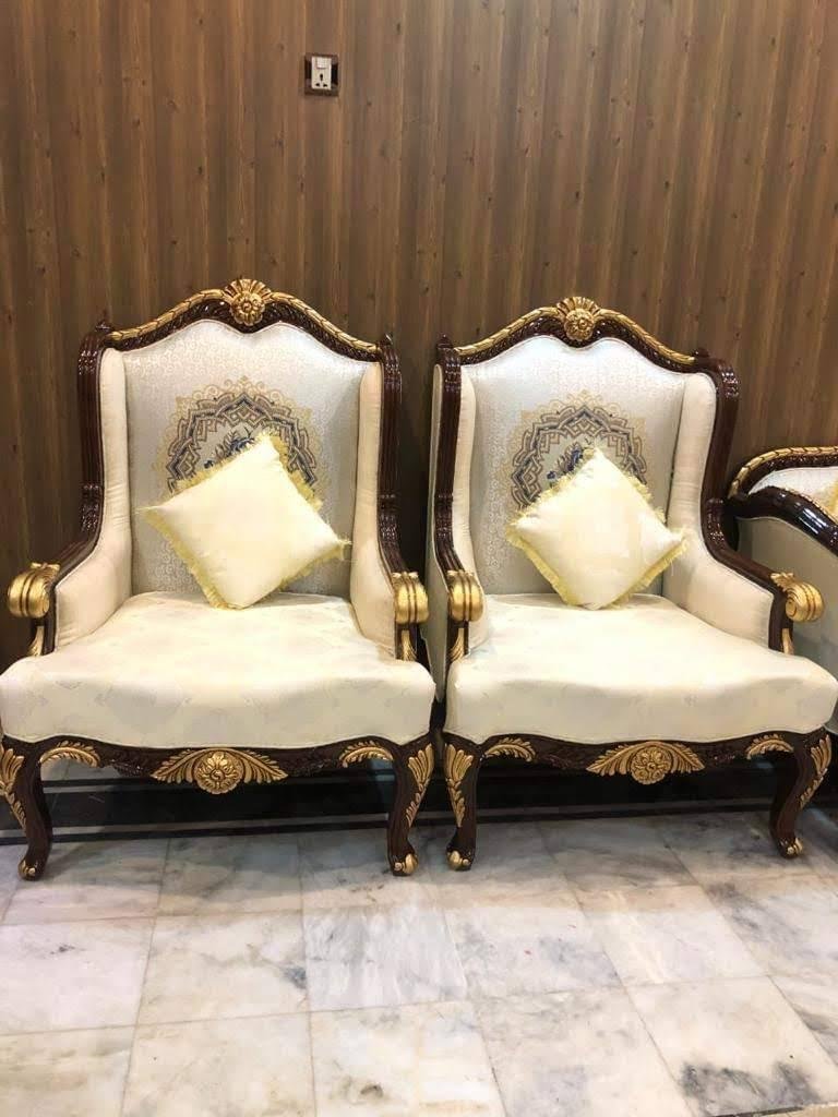 Stylish Bedroom Chairs